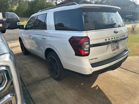 used 2022 Ford Expedition car