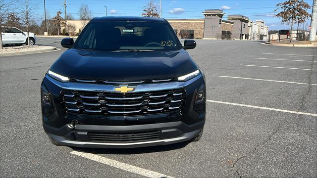 new 2025 Chevrolet Equinox car, priced at $27,500