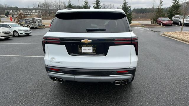 new 2025 Chevrolet Traverse car, priced at $41,995