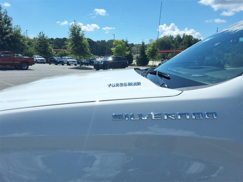 new 2026 Chevrolet Silverado 1500 car, priced at $49,270