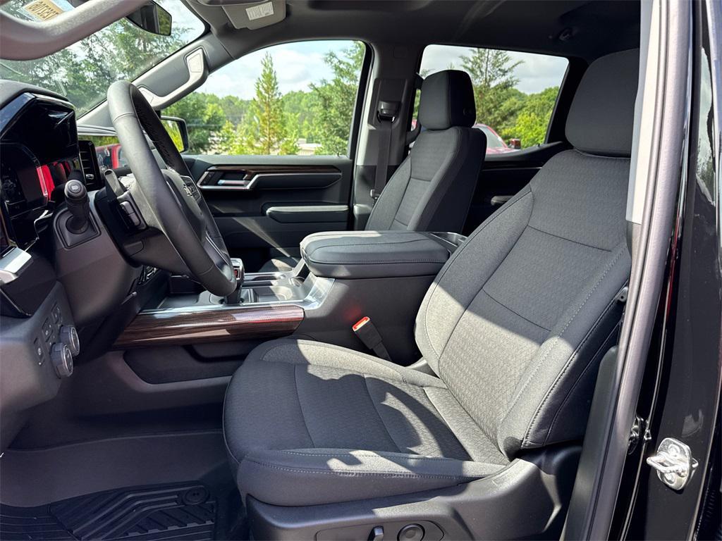 new 2025 Chevrolet Silverado 1500 car, priced at $56,359