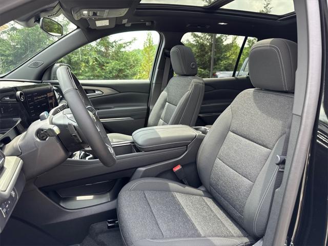 new 2025 Chevrolet Traverse car, priced at $47,441