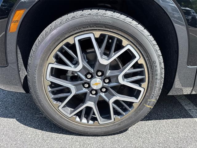 new 2025 Chevrolet Blazer car, priced at $41,670