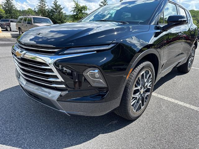 new 2025 Chevrolet Blazer car, priced at $41,670