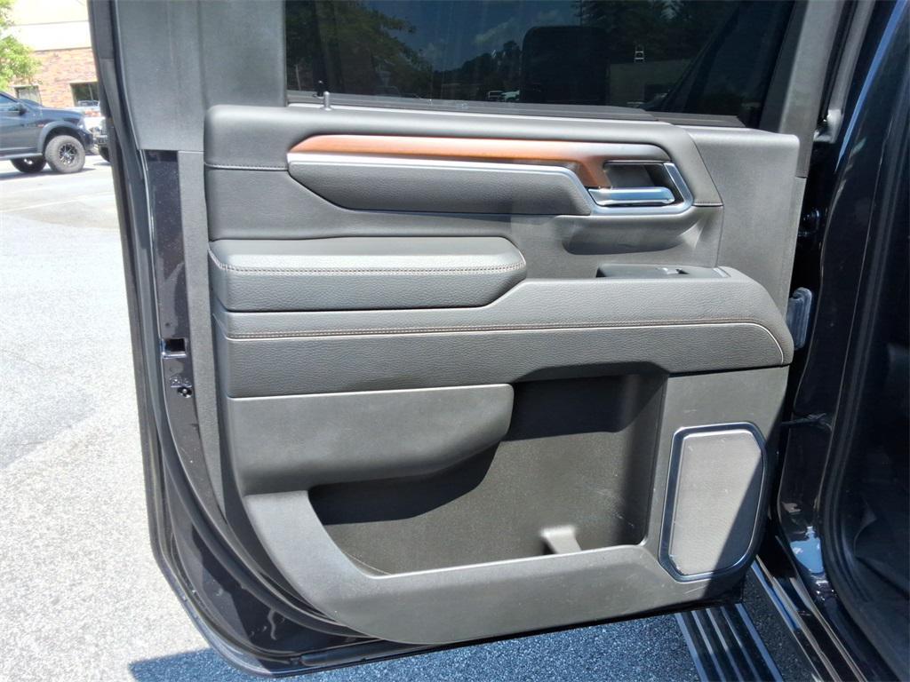 used 2024 GMC Sierra 2500 car, priced at $71,995