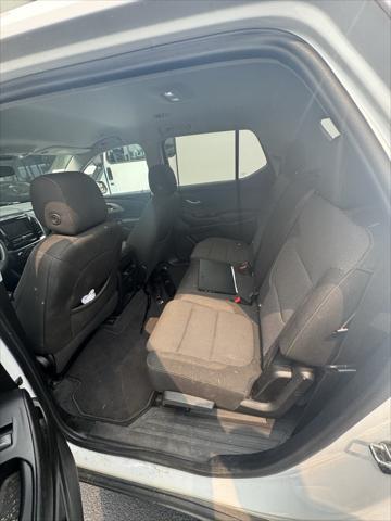 used 2021 Chevrolet Traverse car, priced at $19,999