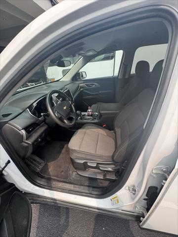 used 2021 Chevrolet Traverse car, priced at $19,999