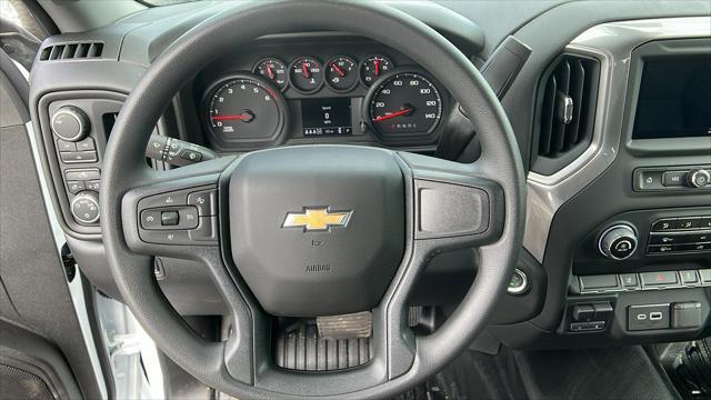 new 2025 Chevrolet Silverado 3500 car, priced at $63,016