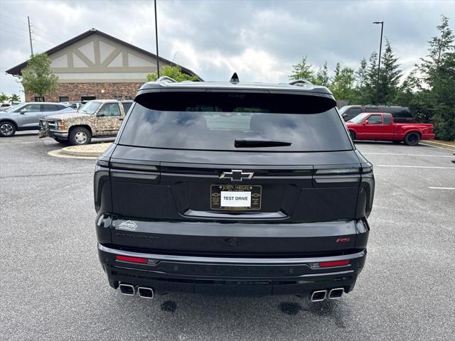 new 2025 Chevrolet Traverse car, priced at $56,800