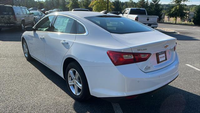 new 2025 Chevrolet Malibu car, priced at $25,686