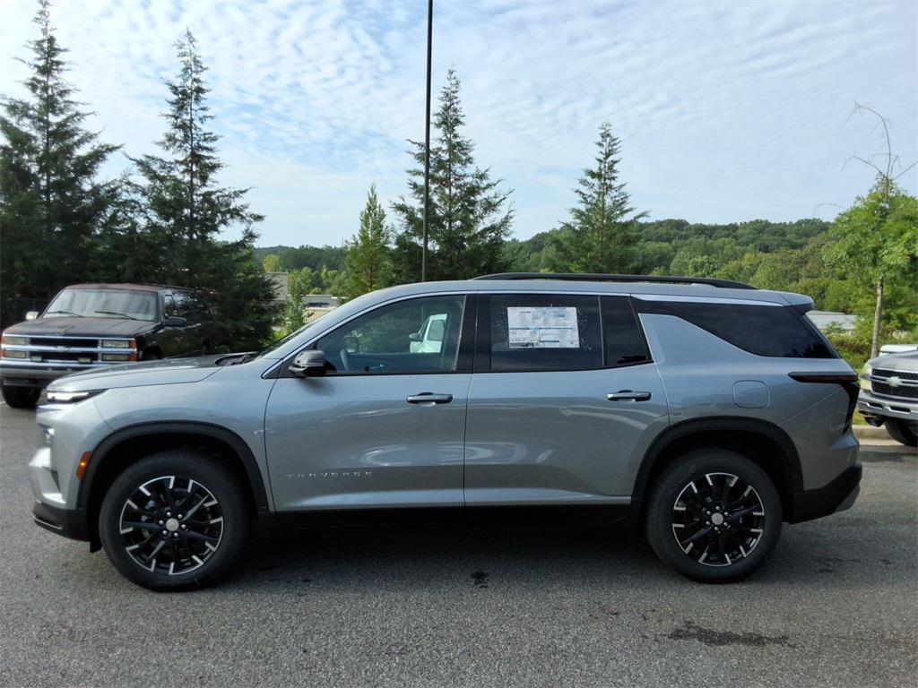 new 2026 Chevrolet Traverse car, priced at $43,743