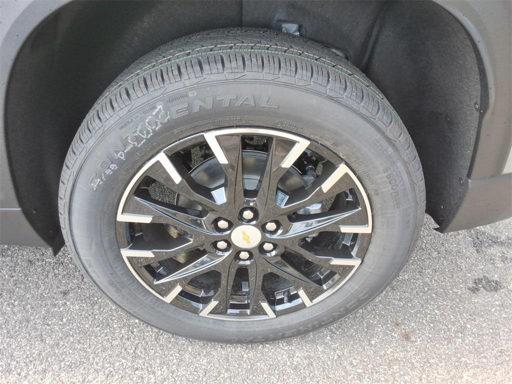 new 2026 Chevrolet Traverse car, priced at $43,743