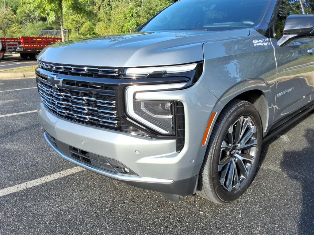 new 2025 Chevrolet Suburban car, priced at $87,704