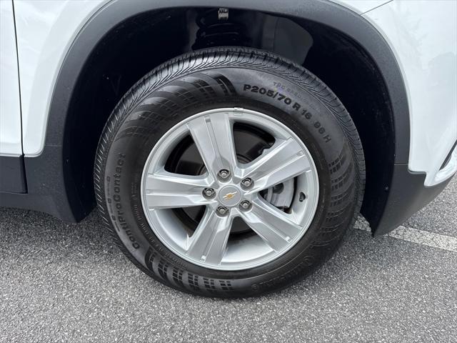 used 2022 Chevrolet Trax car, priced at $19,324