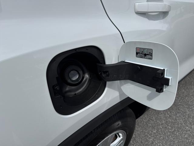 used 2022 Chevrolet Trax car, priced at $19,324