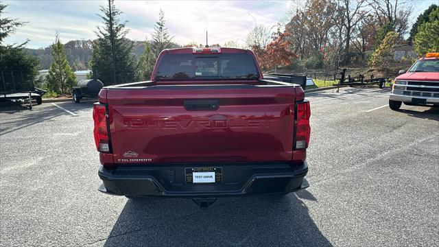 new 2024 Chevrolet Colorado car, priced at $39,624