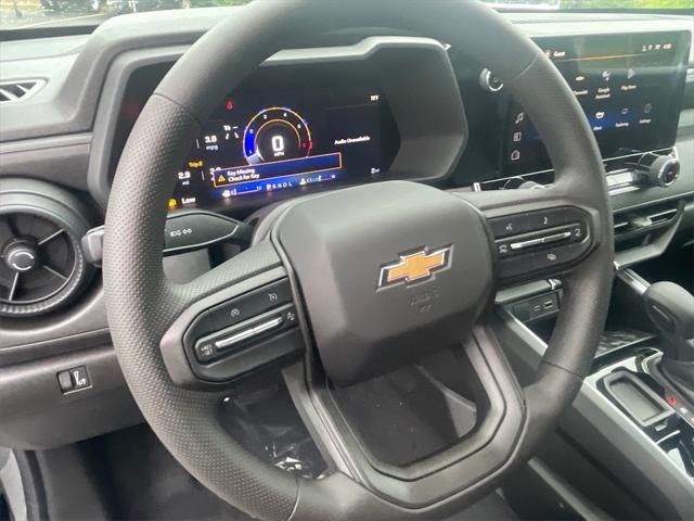 new 2025 Chevrolet Colorado car, priced at $32,607
