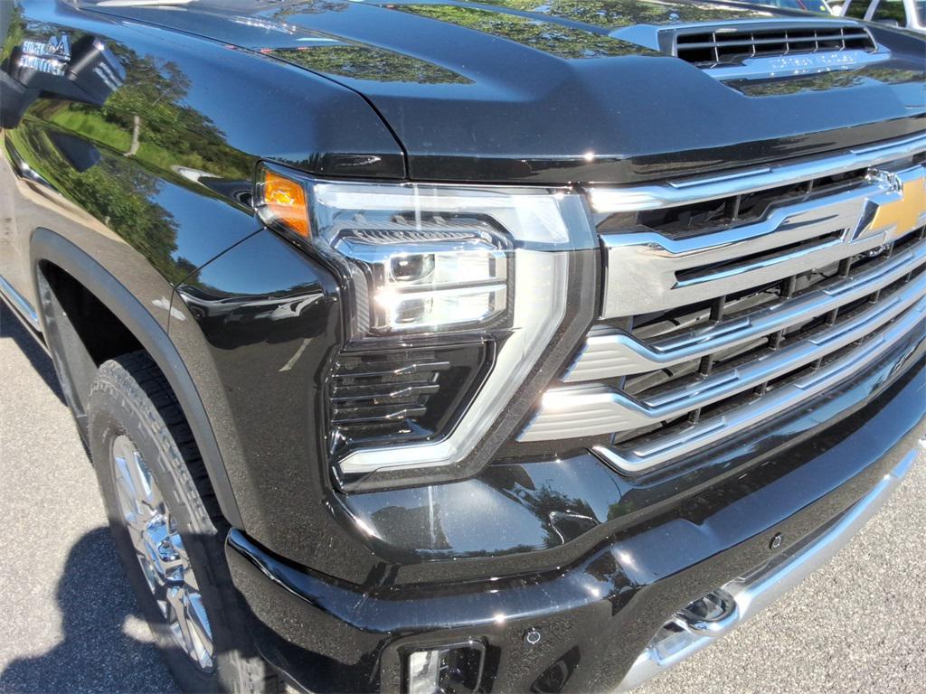 new 2025 Chevrolet Silverado 3500 car, priced at $84,056