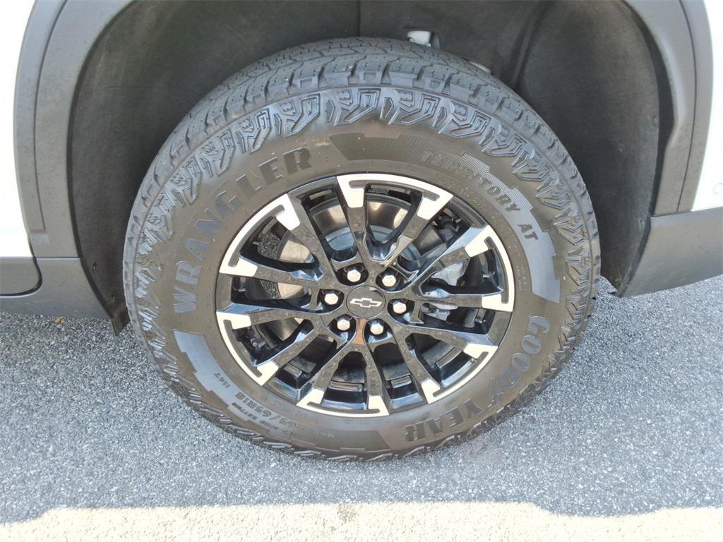 used 2024 Chevrolet Traverse car, priced at $45,999