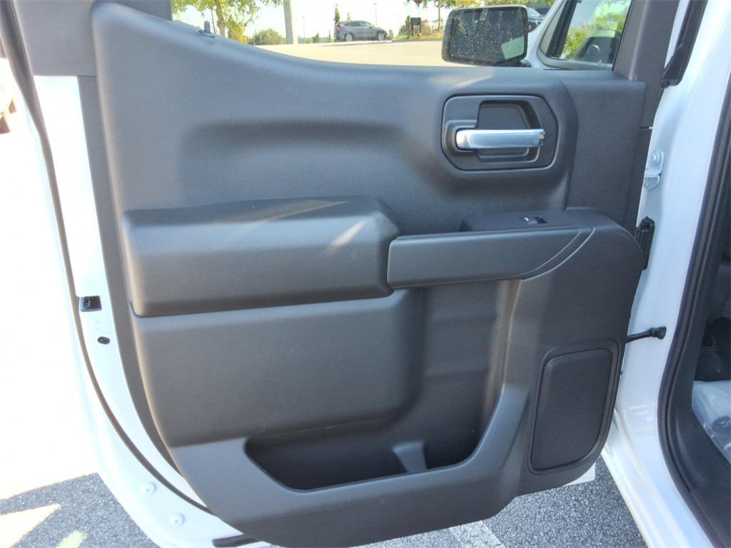 new 2026 Chevrolet Silverado 1500 car, priced at $49,570