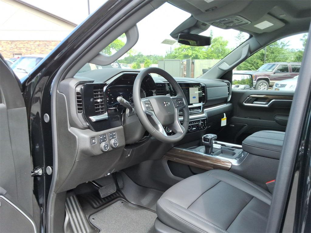new 2025 Chevrolet Silverado 1500 car, priced at $57,609