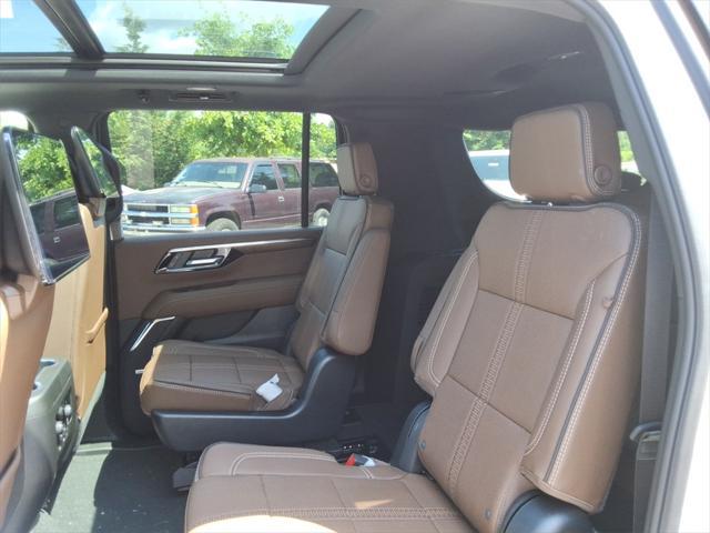 new 2025 Chevrolet Suburban car, priced at $92,657