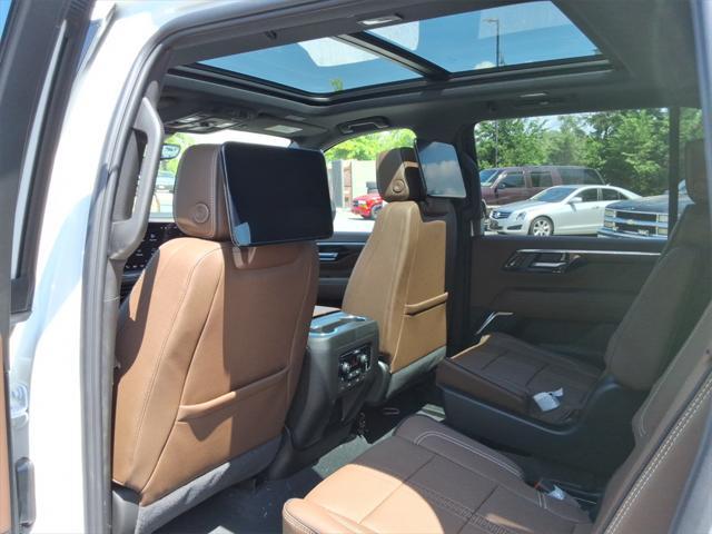 new 2025 Chevrolet Suburban car, priced at $92,657