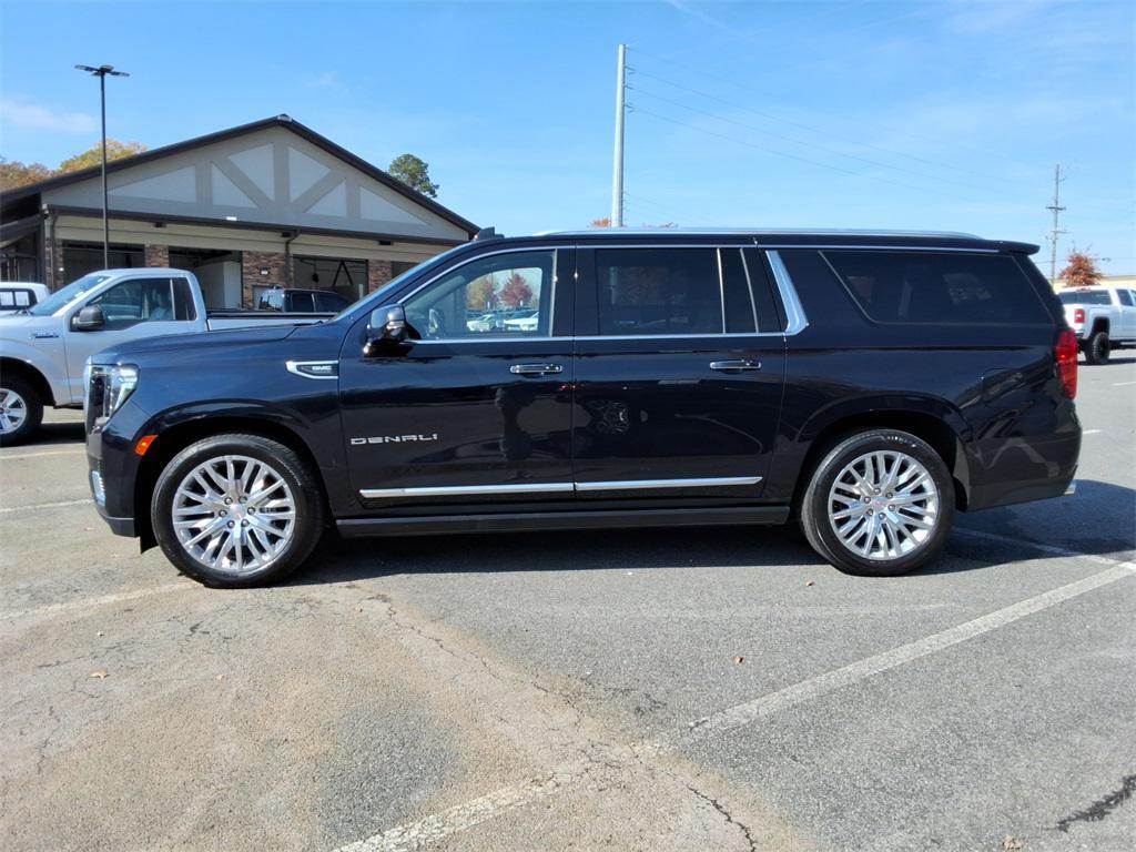 used 2021 GMC Yukon XL car, priced at $39,995