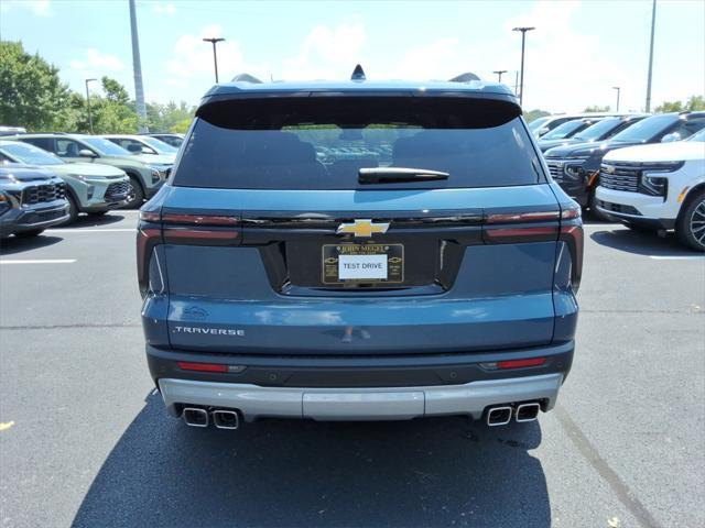 new 2025 Chevrolet Traverse car, priced at $41,396