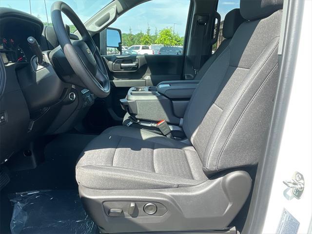 new 2025 Chevrolet Silverado 2500 car, priced at $53,396