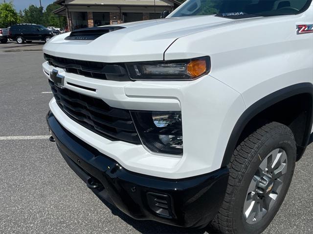 new 2025 Chevrolet Silverado 2500 car, priced at $53,396