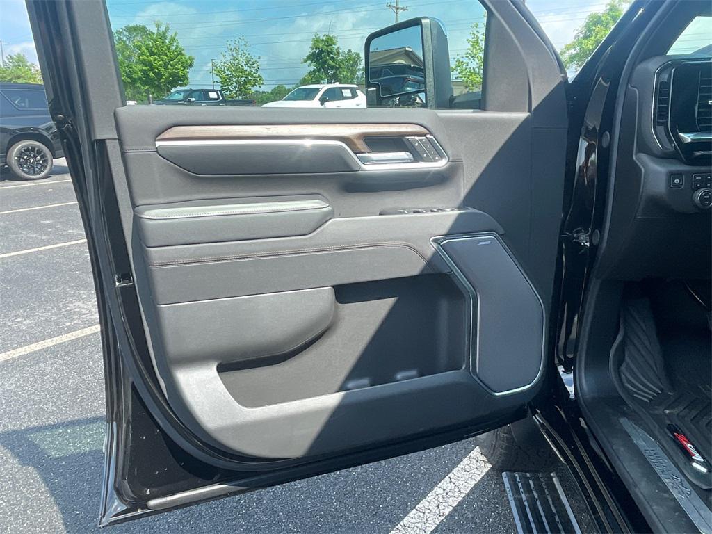 new 2025 Chevrolet Silverado 3500 car, priced at $83,731