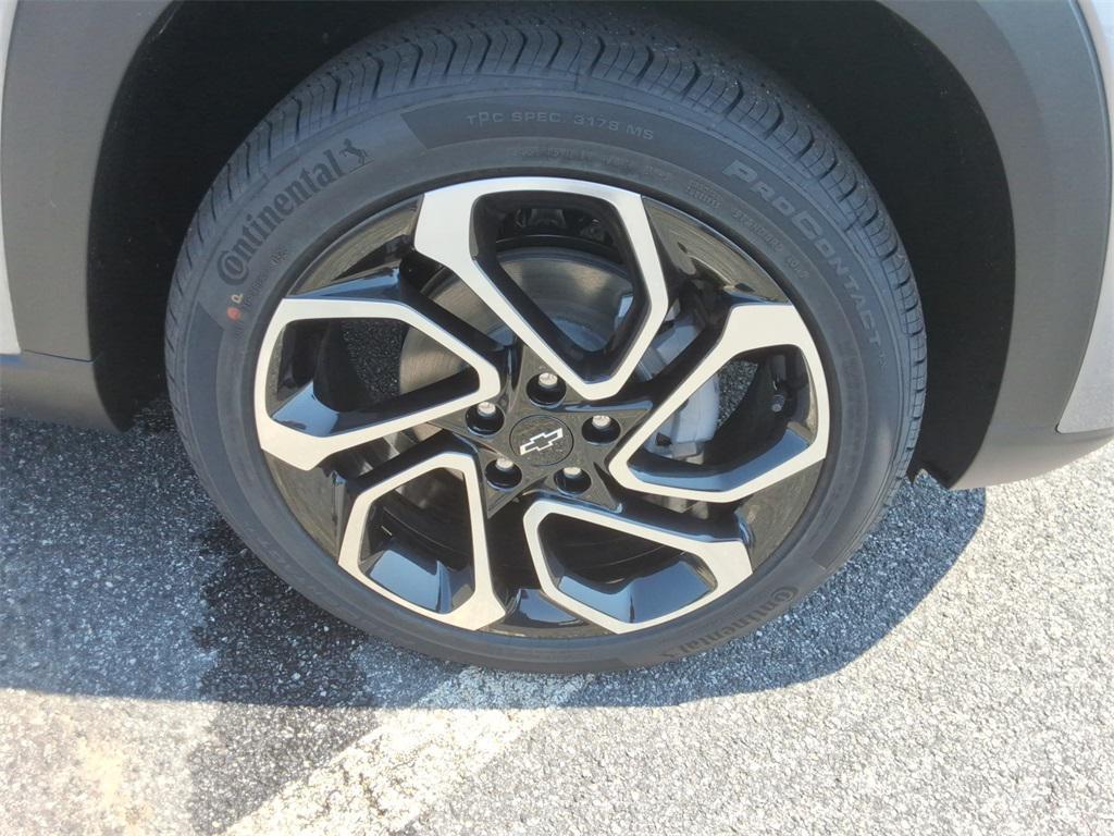 new 2025 Chevrolet Trax car, priced at $26,190