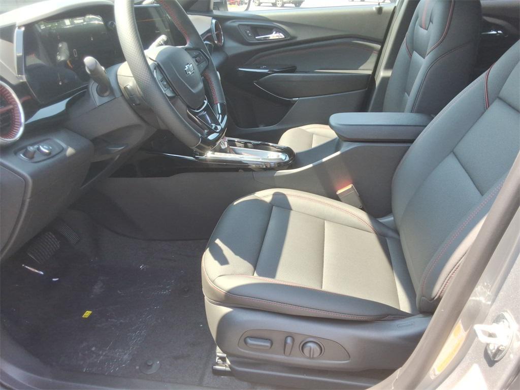 new 2025 Chevrolet Trax car, priced at $26,190