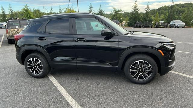 new 2025 Chevrolet TrailBlazer car, priced at $27,559