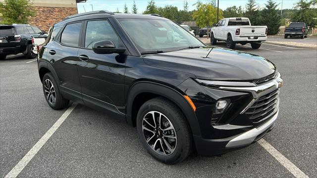 new 2025 Chevrolet TrailBlazer car, priced at $27,559