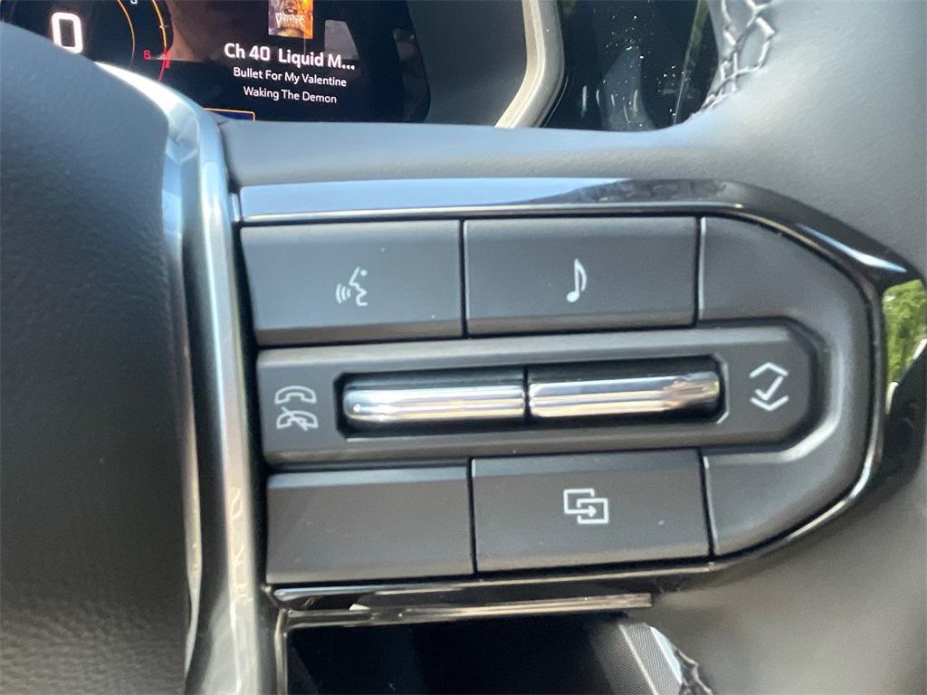 new 2025 Chevrolet Colorado car, priced at $33,623