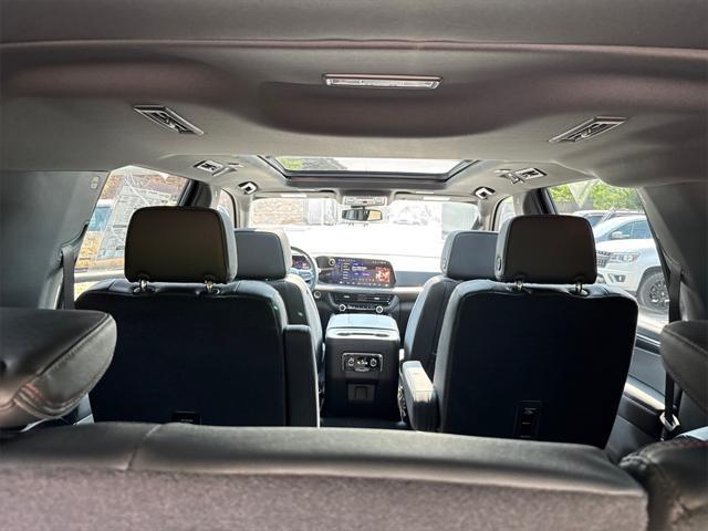 new 2025 Chevrolet Suburban car, priced at $80,960