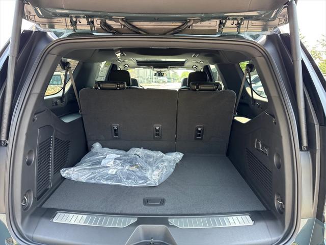 new 2025 Chevrolet Suburban car, priced at $80,960