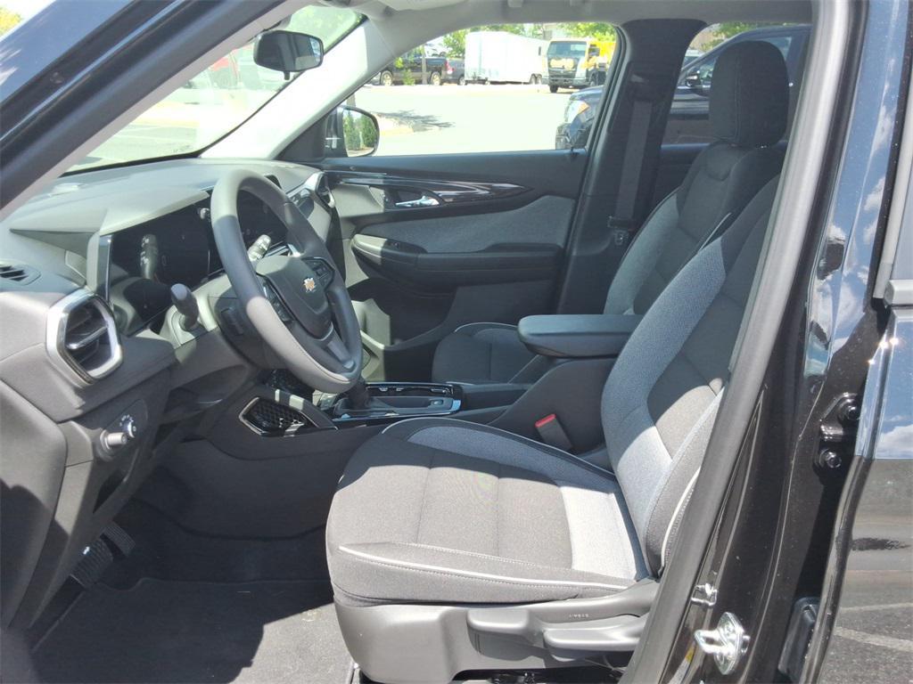 new 2026 Chevrolet TrailBlazer car, priced at $25,452