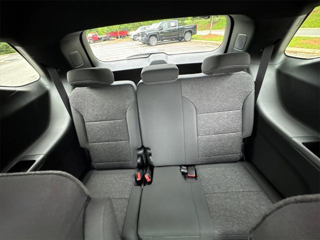 new 2025 Chevrolet Traverse car, priced at $43,510