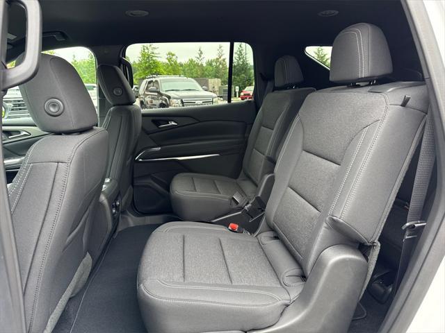 new 2025 Chevrolet Traverse car, priced at $43,510