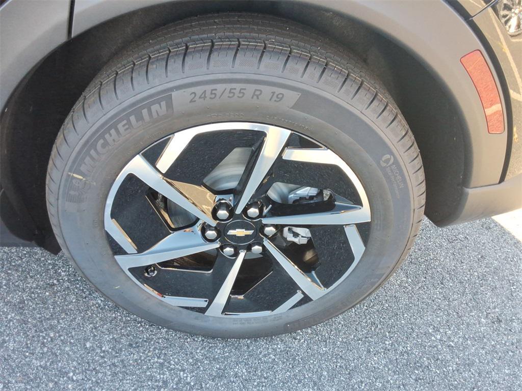 new 2026 Chevrolet Equinox EV car, priced at $36,200