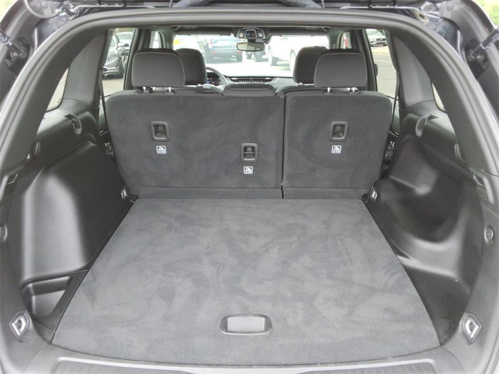 used 2024 Jeep Grand Cherokee car, priced at $31,375