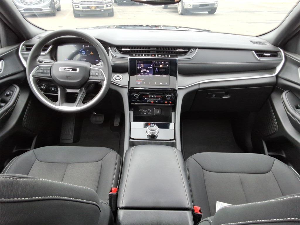 used 2024 Jeep Grand Cherokee car, priced at $31,375