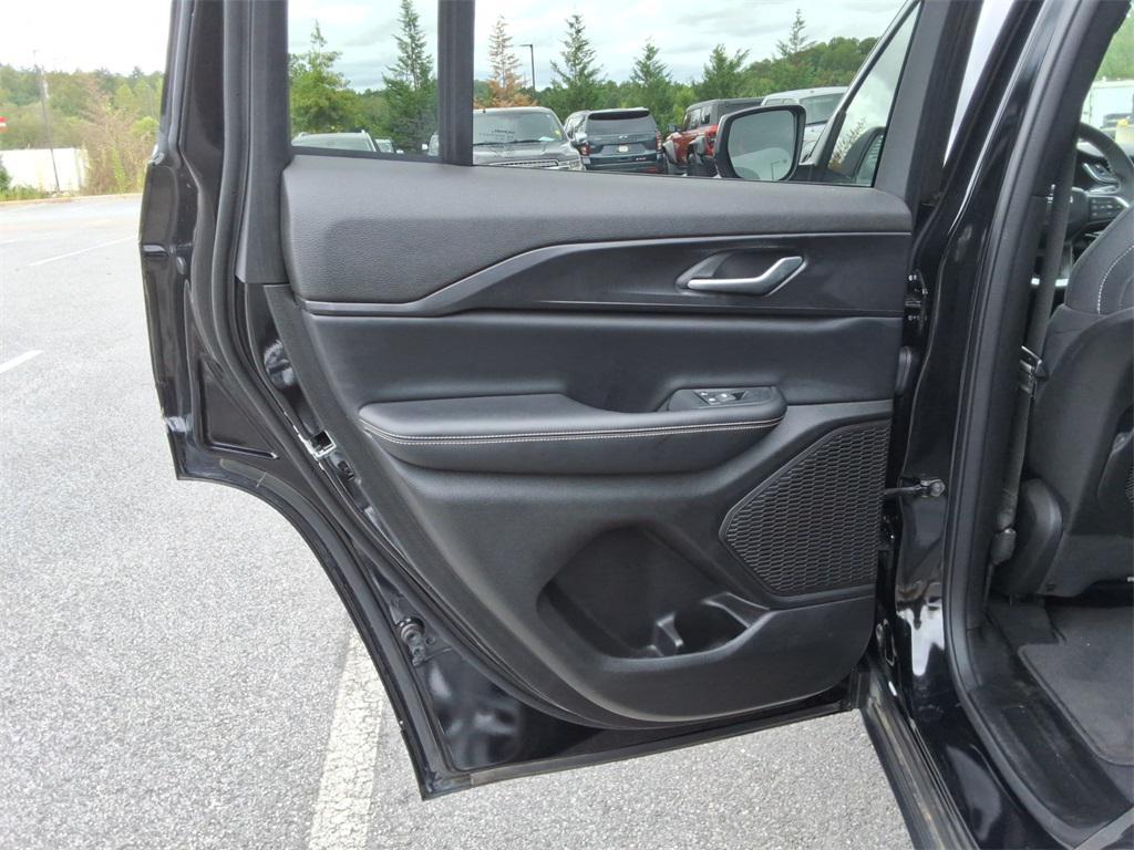 used 2024 Jeep Grand Cherokee car, priced at $31,375
