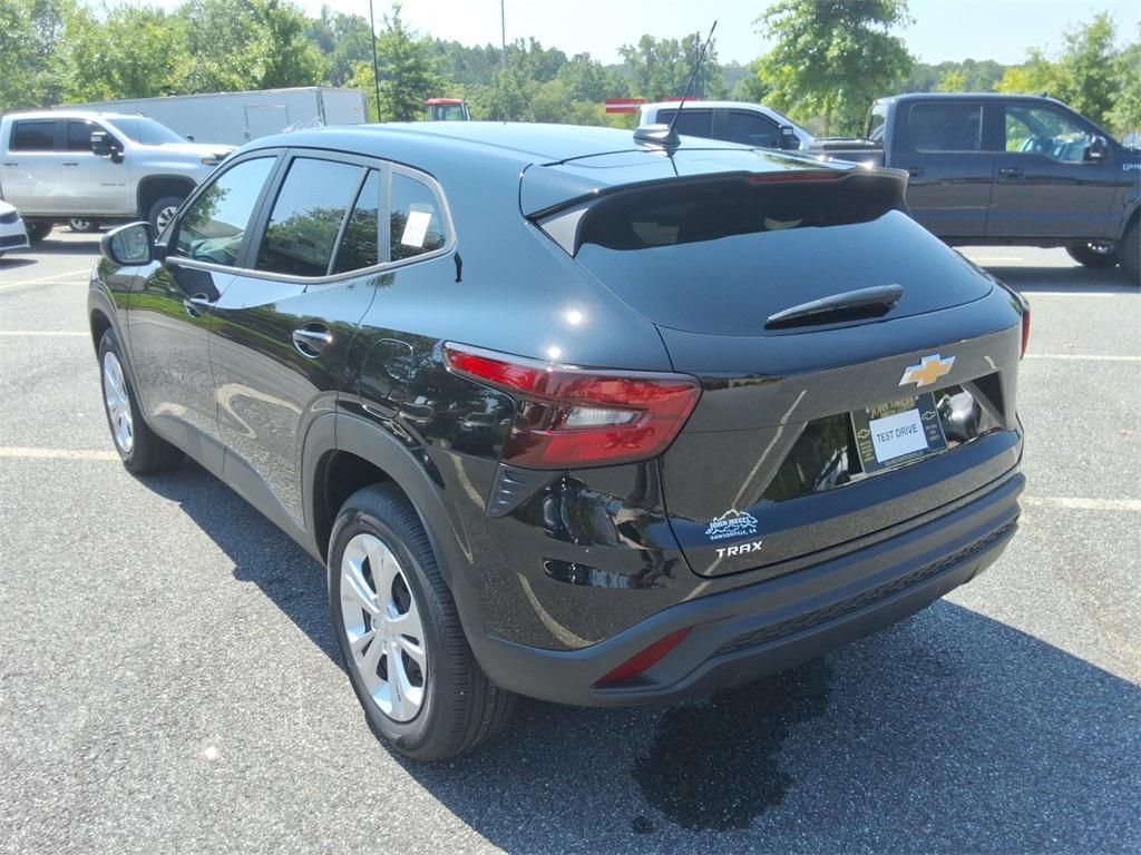 new 2025 Chevrolet Trax car, priced at $21,395