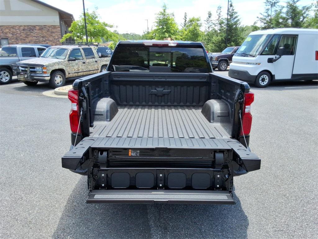 new 2025 Chevrolet Silverado 1500 car, priced at $72,604