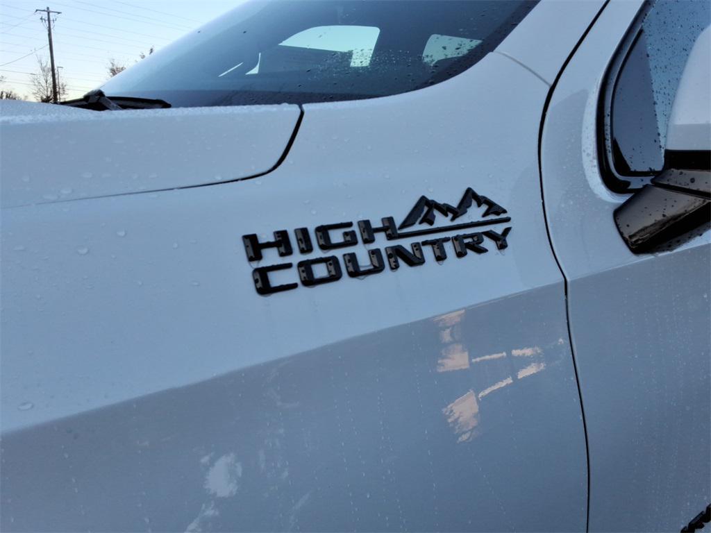 new 2026 Chevrolet Suburban car, priced at $94,713