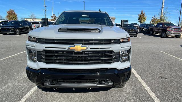 new 2025 Chevrolet Silverado 2500 car, priced at $50,846